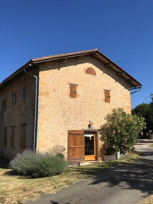 « Le Vieux Hangar » Gite A La Ferme Le Buisson-de-Cadouin Exterior foto